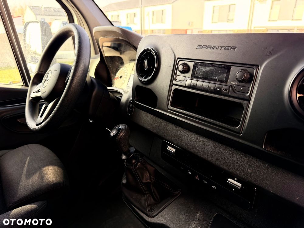 Mercedes-Benz 519 Sprinter - 19