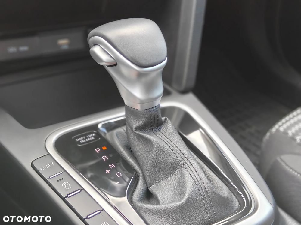 Kia XCeed - 14