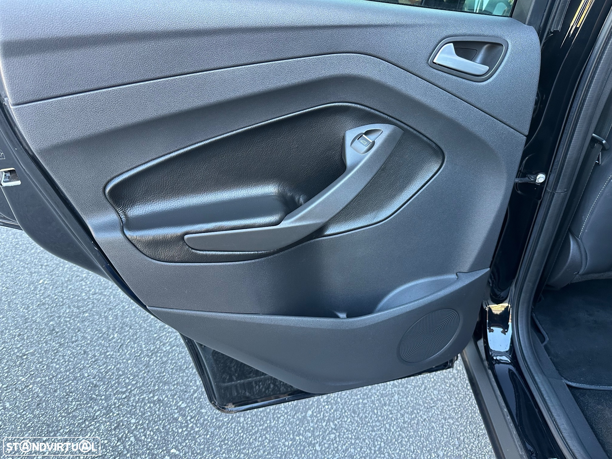 Ford Kuga 2.0 TDCi Titanium 4WD - 46