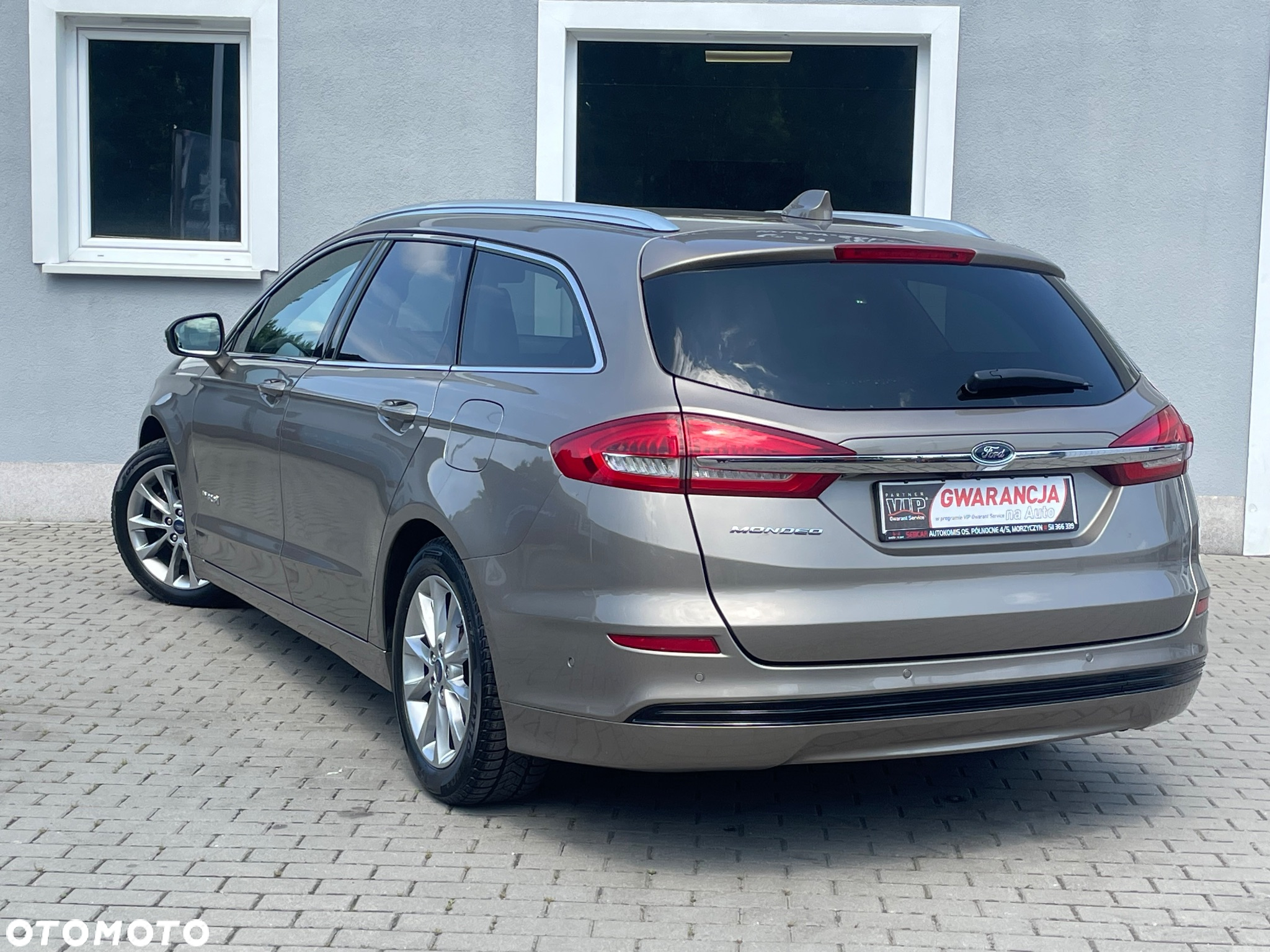 Ford Mondeo 2.0 Hybrid Titanium - 40