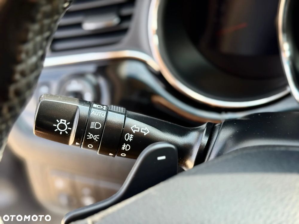 Kia Ceed 1.6 GDI DCT Platinum Edition - 30