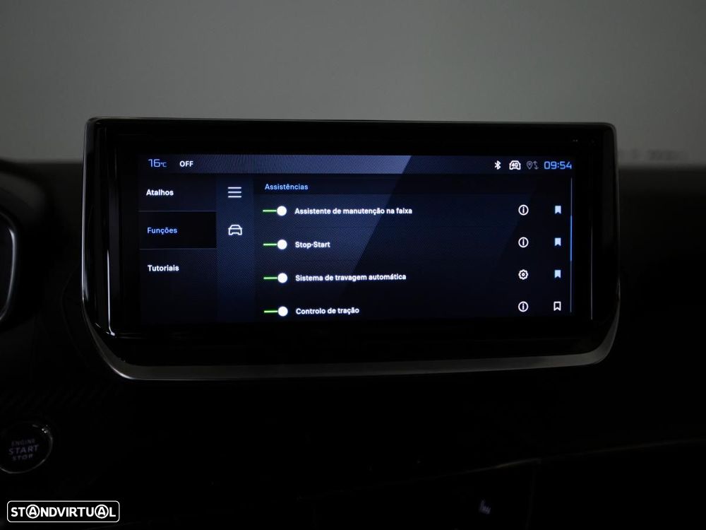 Peugeot 2008 1.2 PureTech Allure EAT8 - 21