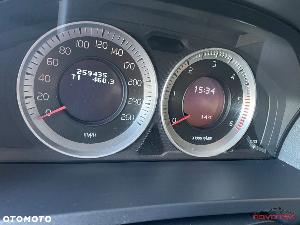 Volvo V60 D2 Summum - 11