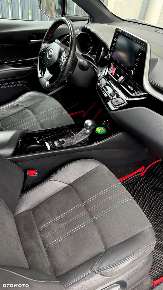Toyota C-HR - 10