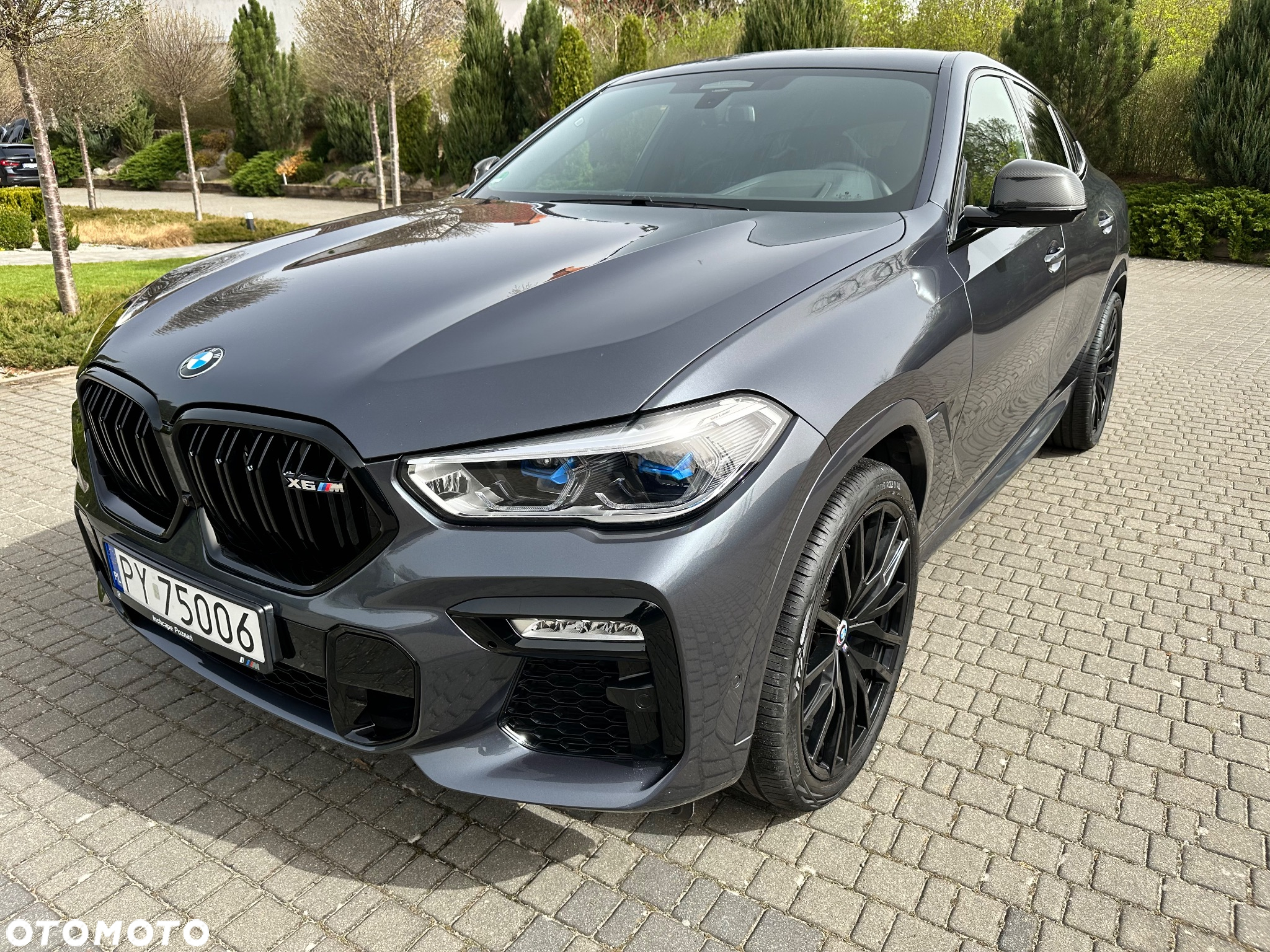 BMW X6M - 11