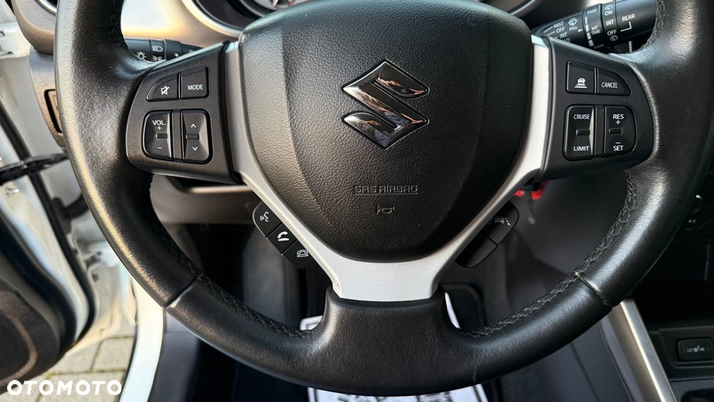 Suzuki Vitara - 24