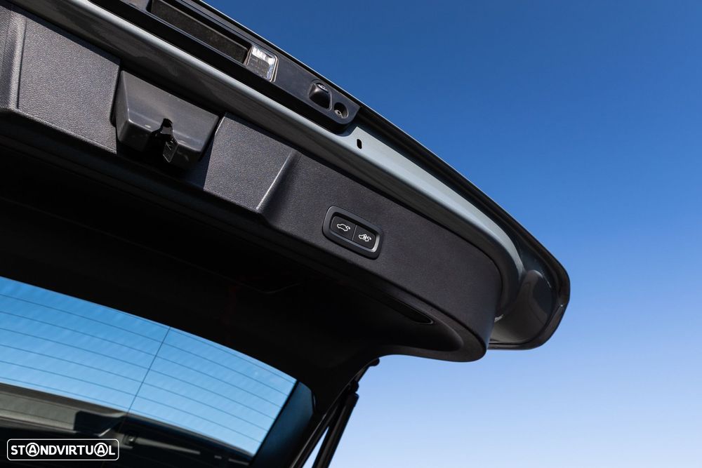 Volvo XC 40 1.5 T4 PHEV Core - 10