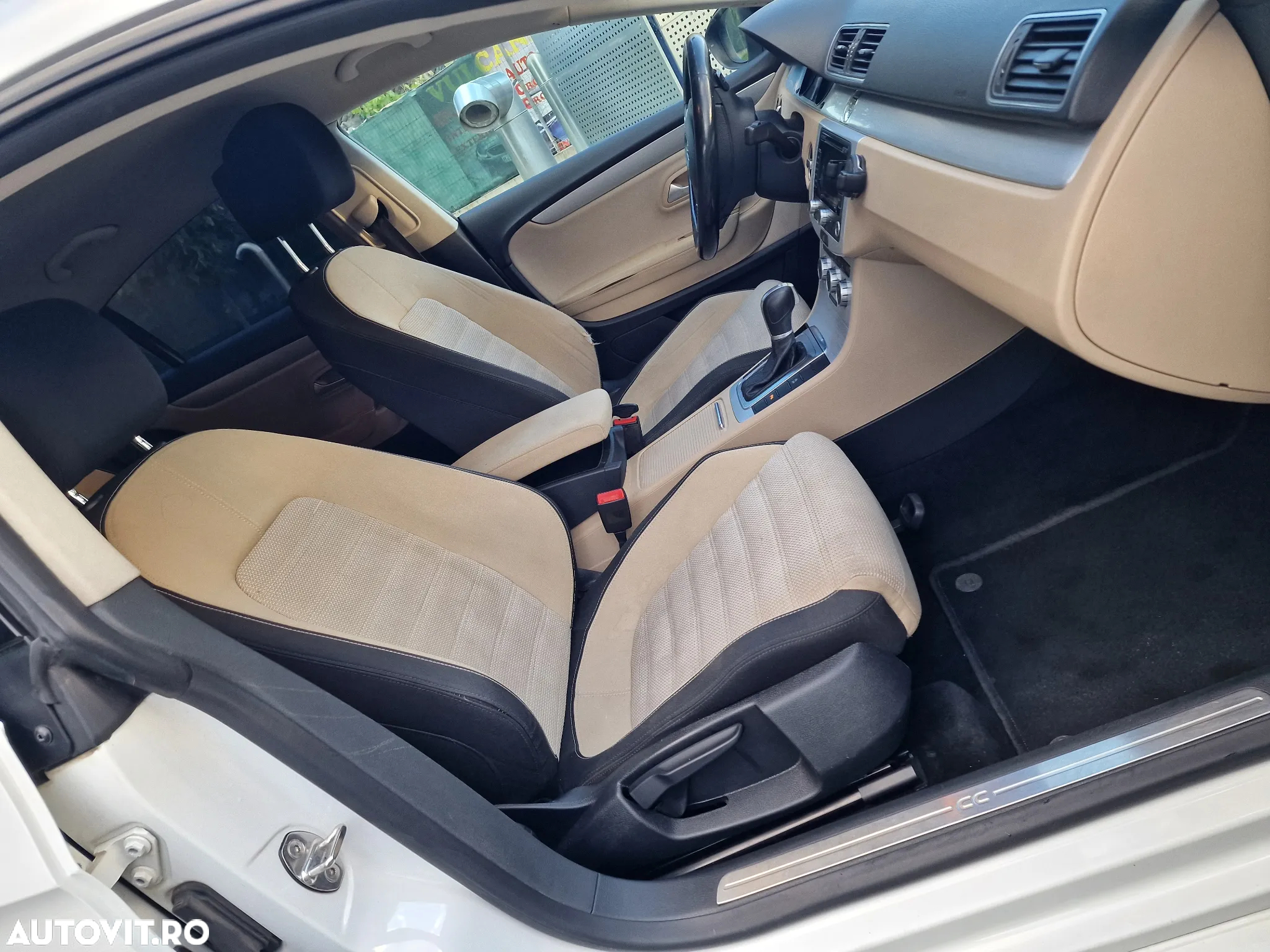 Volkswagen Passat CC 2.0 TDI BlueMotion Technology DSG - 4