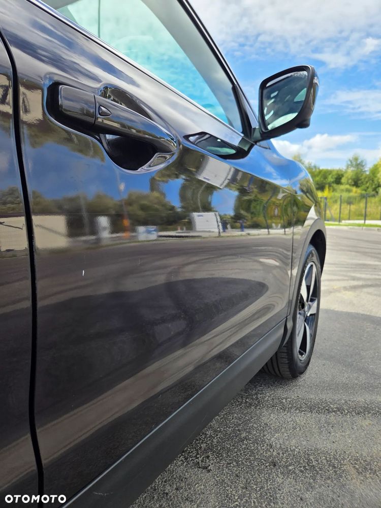 Nissan Qashqai 1.2 DIG-T N-Connecta - 16