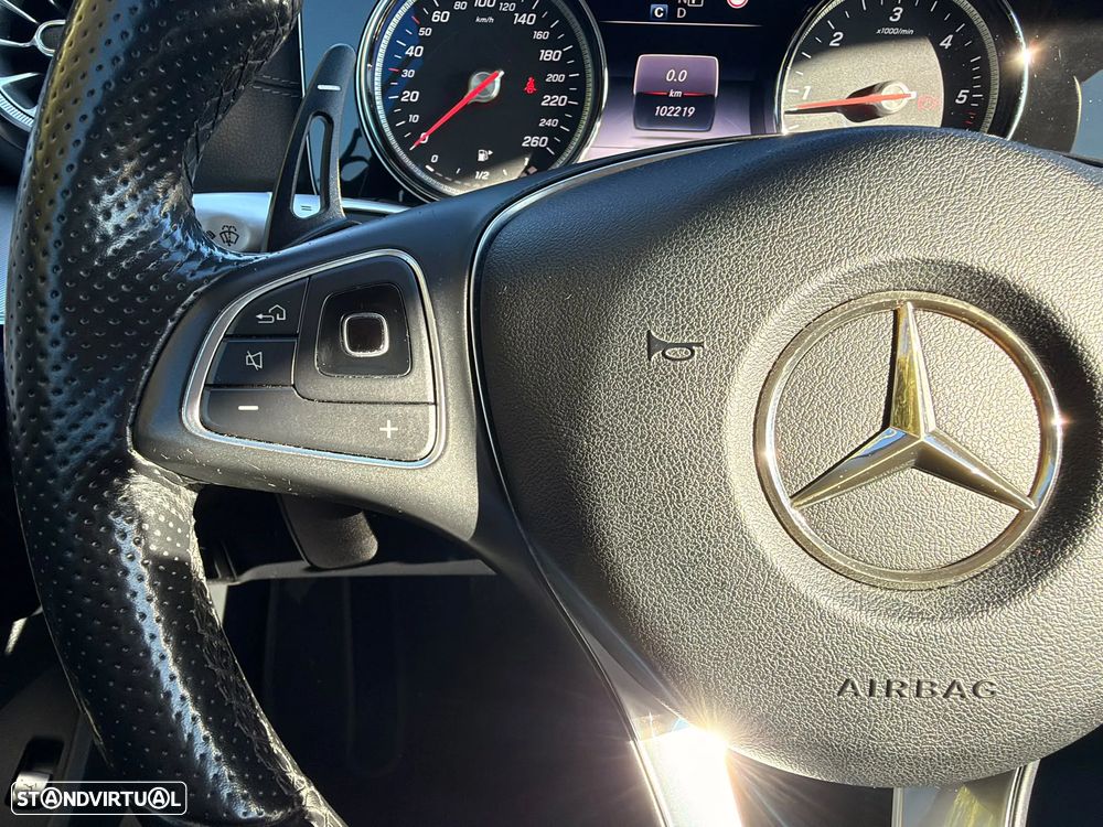 Mercedes-Benz E 220 d Cabrio 4Matic 9G-Tronic AMG Line - 27