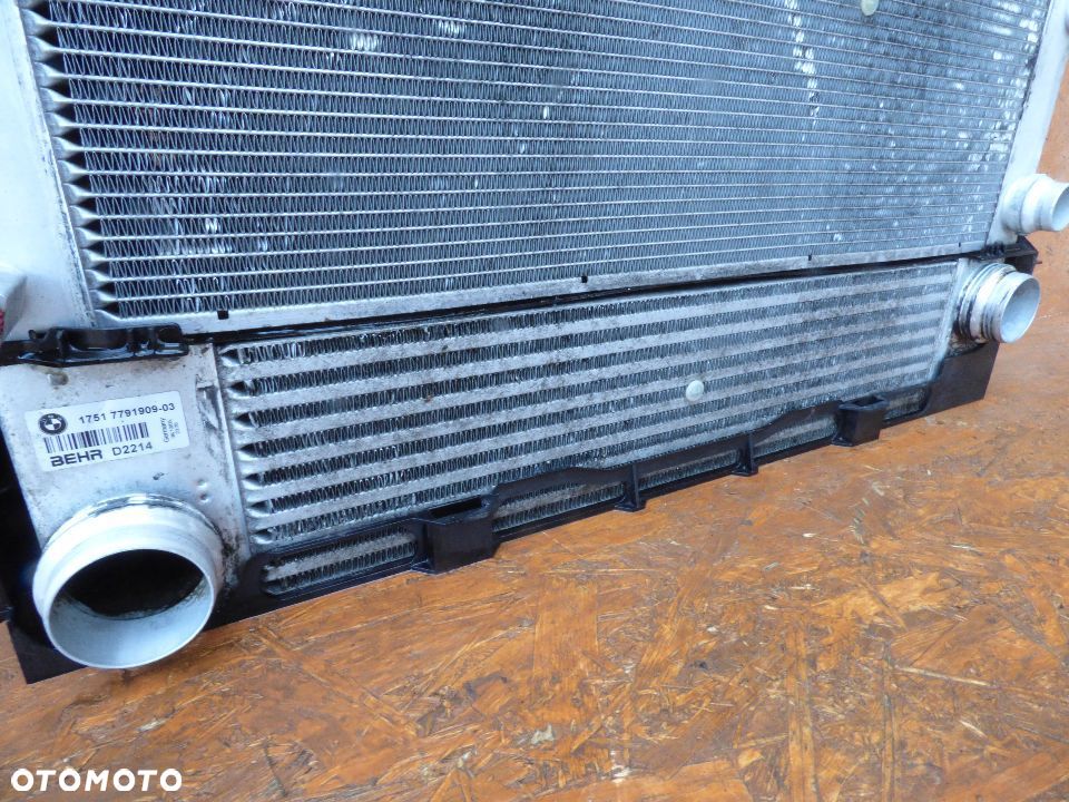 BMW E60 E61 530D 535D CHŁODNICA KOMPLET - 3