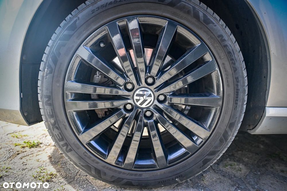 Volkswagen Passat 2.0 Blue TDI DSG SCR Comfortline - 19