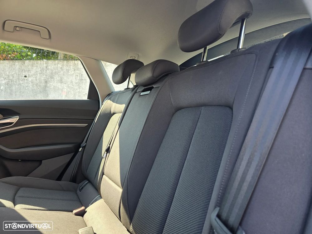 Audi e-tron 50 quattro - 21