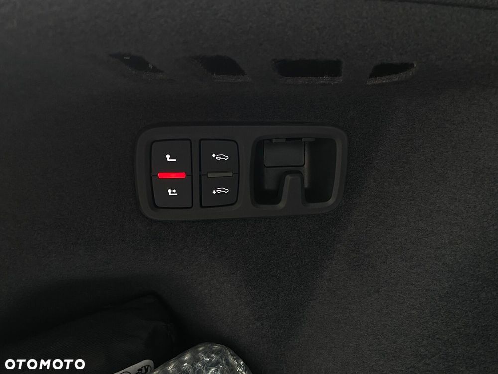 Audi Q8 - 6