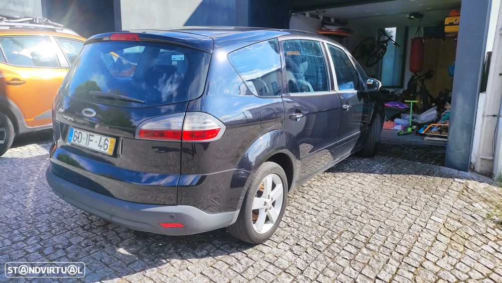 Ford S-Max 2.0 TDCi Titanium 7L - 4