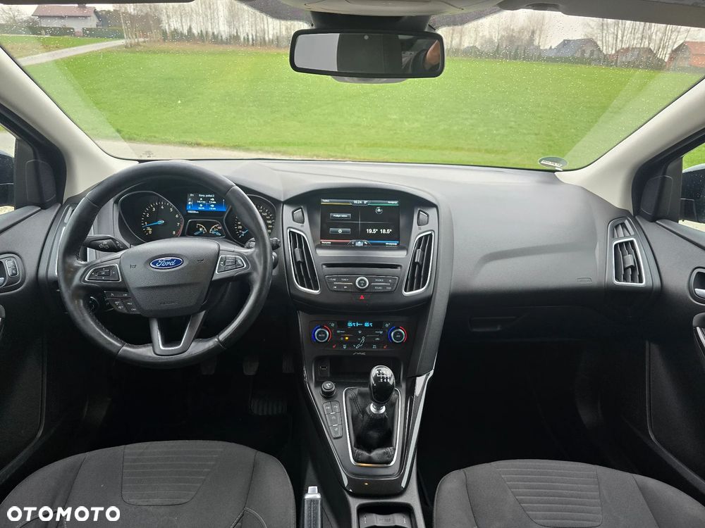 Ford Focus - 19