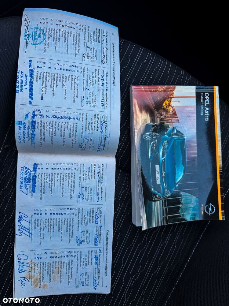 Opel Astra 1.4 Turbo Design Edition - 37