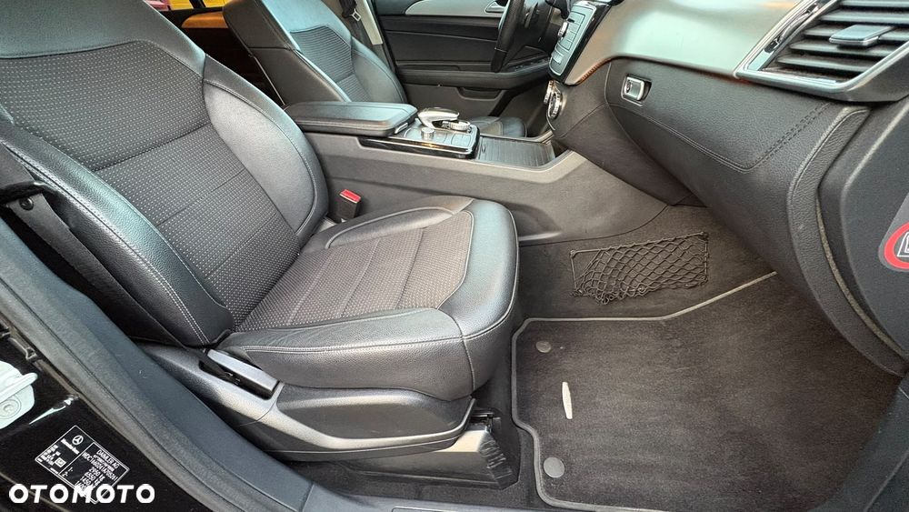 Mercedes-Benz GLE 350 d 4-Matic - 6