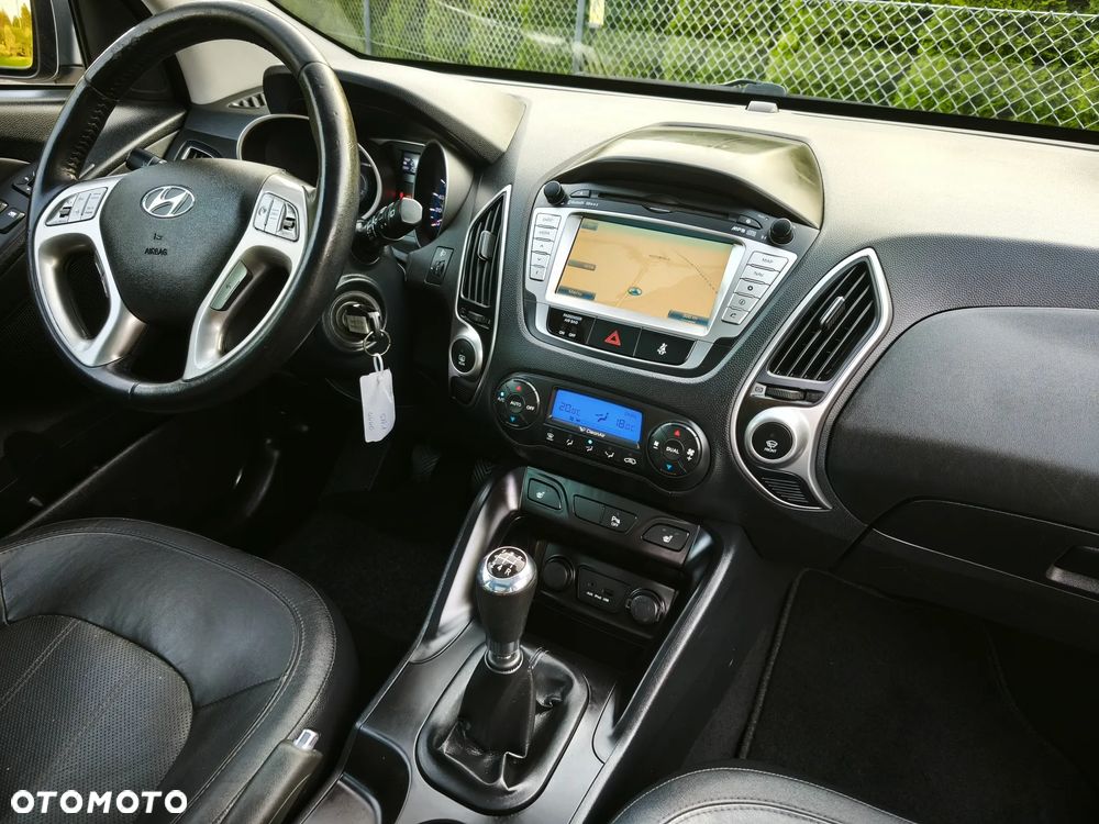 Hyundai ix35 2.0 Premium 2WD - 23