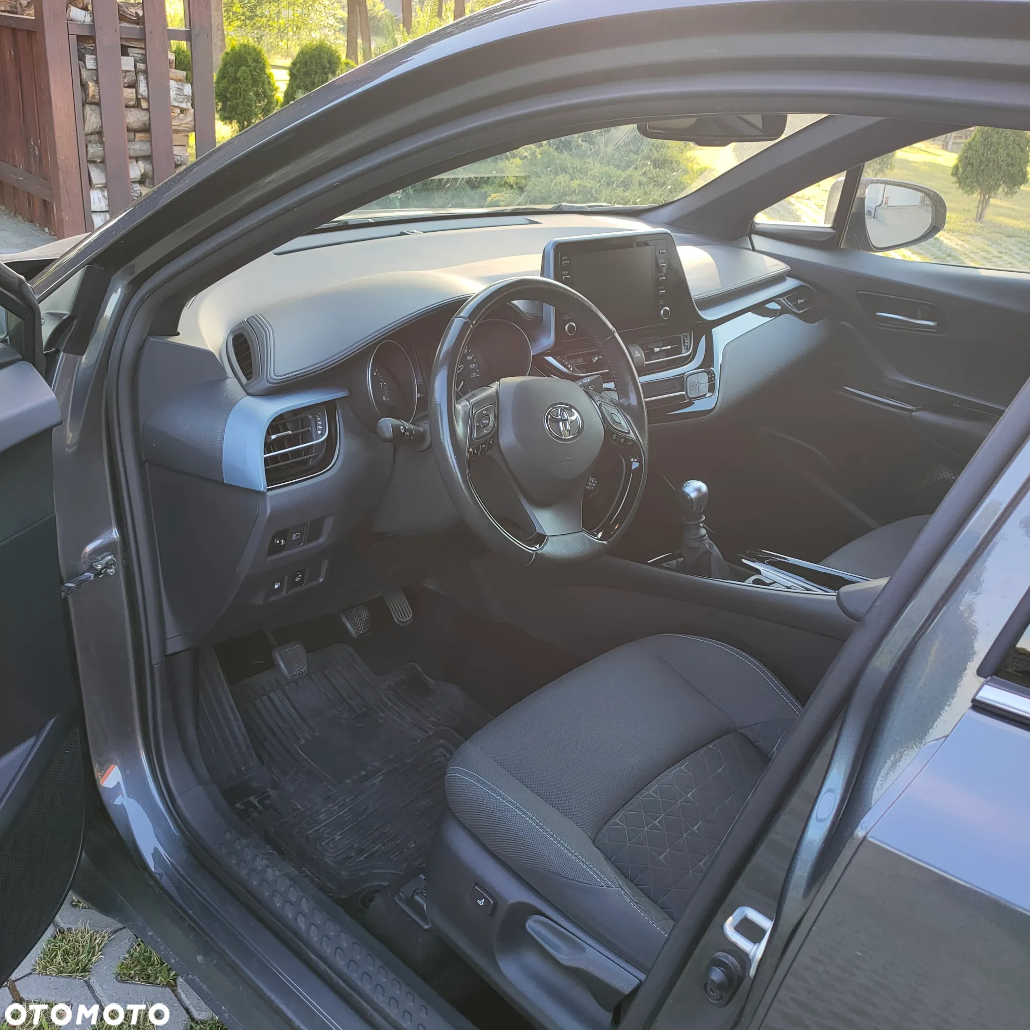 Toyota C-HR 1.2 T Style - 8