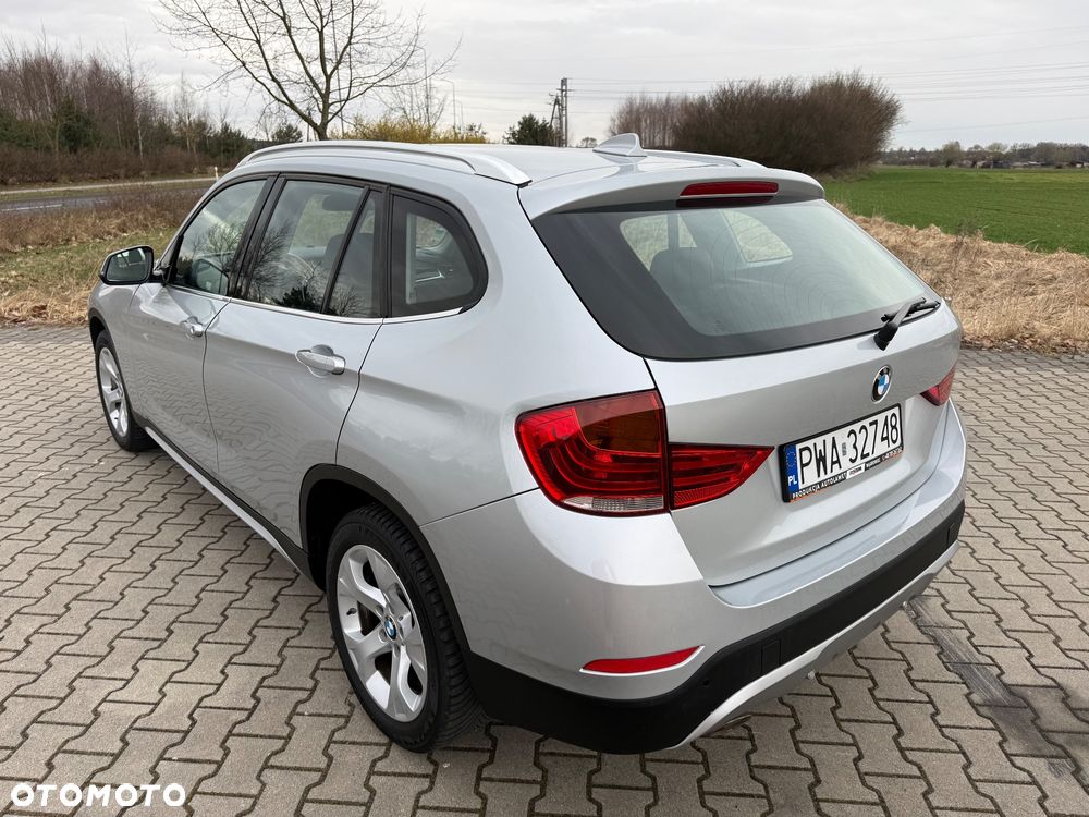 BMW X1 sDrive16d Sport Line - 18
