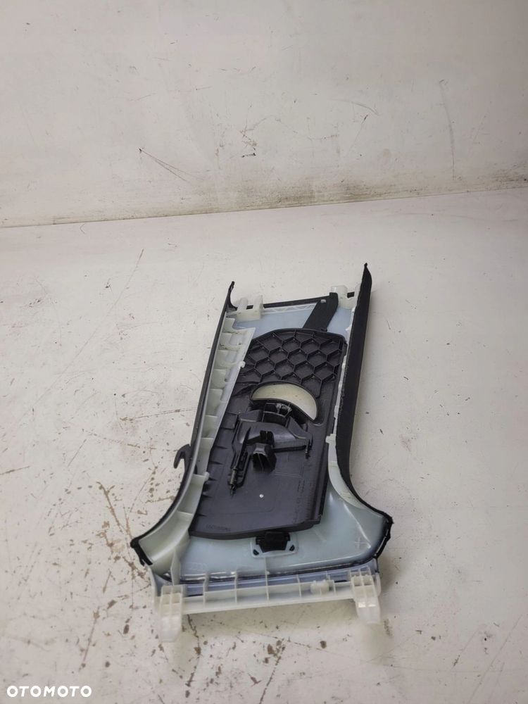 OSŁONA SŁUPKA B LEWA AUDI A4 B9 AVANT 8W0867243E - 7
