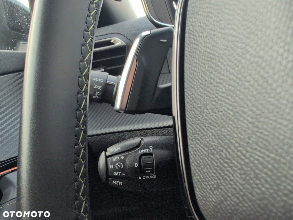 Peugeot 2008 1.5 BlueHDi GT S&S EAT8 - 25