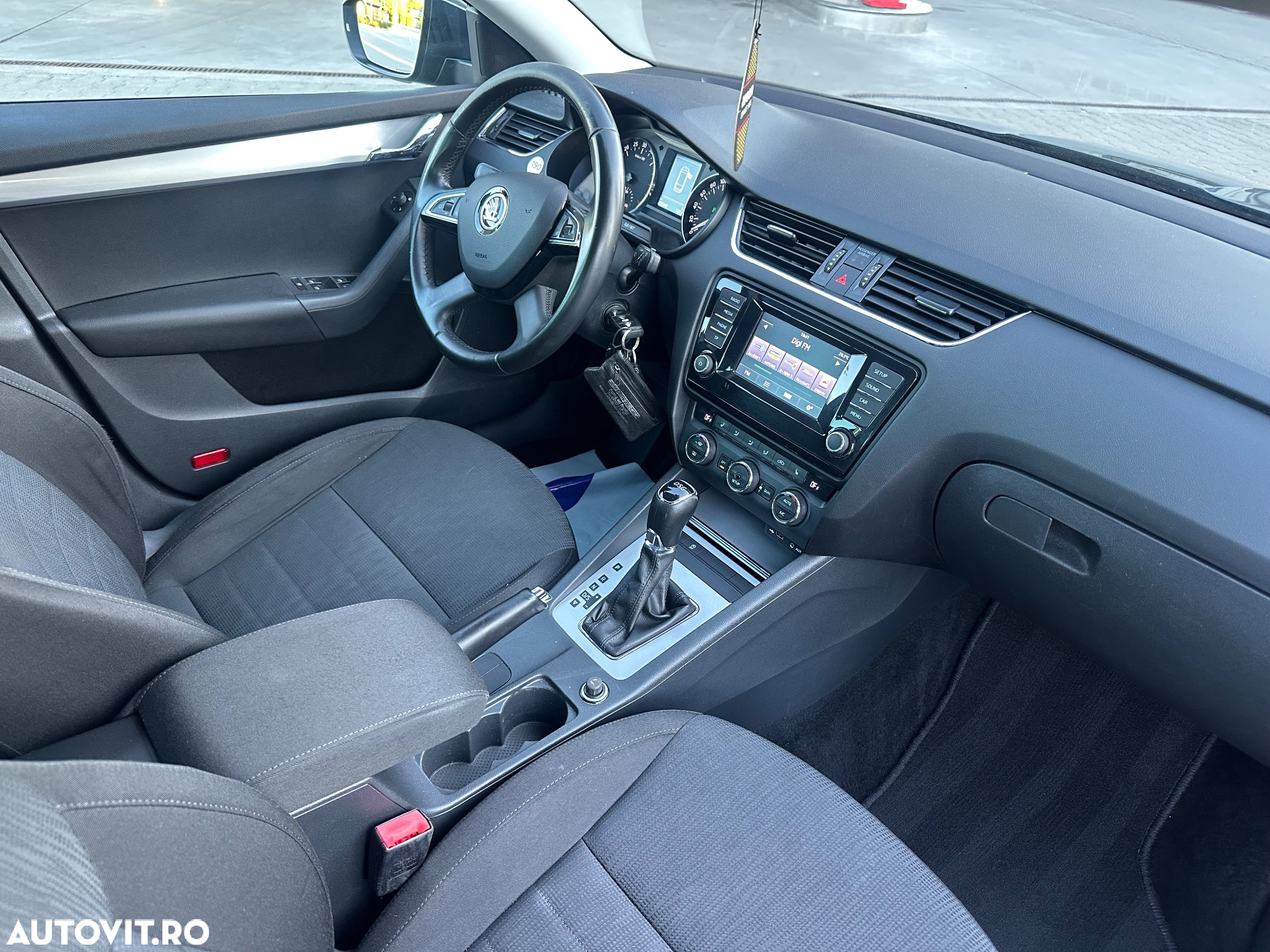 Skoda Octavia 2.0 TDI (Green tec) DSG Ambition - 7