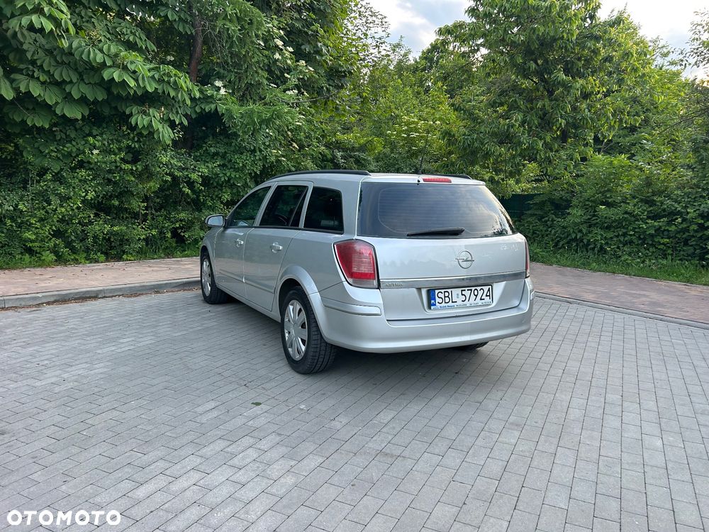 Opel Astra 1.6 Edition Plus - 27