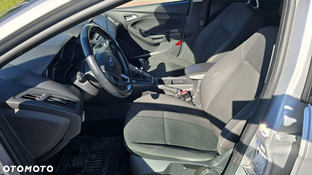 Ford Focus - 12