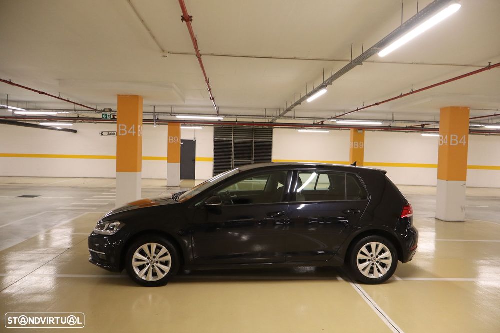 VW Golf 1.6 TDi BlueMotion Confortline - 11