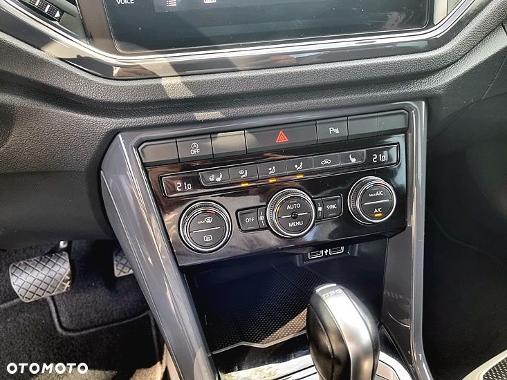 Volkswagen T-Roc 1.5 TSI GPF ACT Premium DSG - 34
