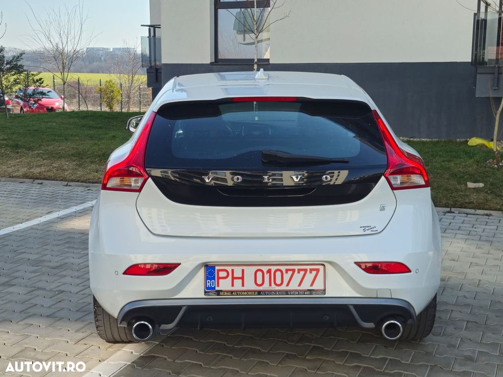 Volvo V40 D3 Aut. R-Design - 5
