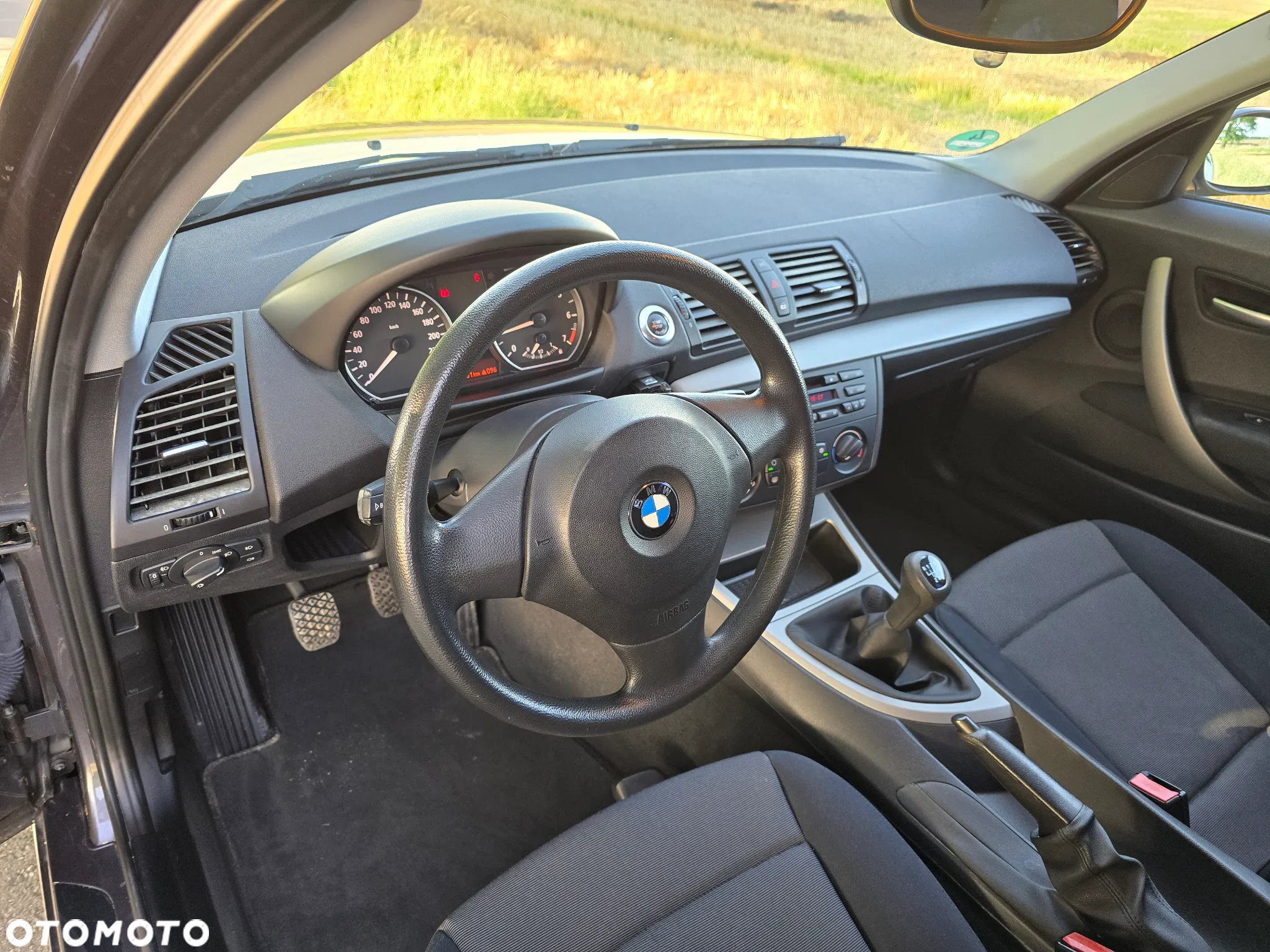 BMW Seria 1 116i - 6