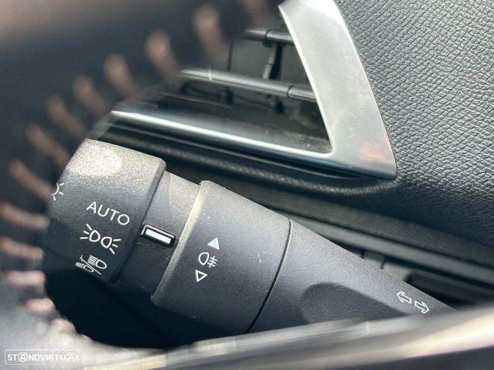 Peugeot 3008 1.2 PureTech Style - 15