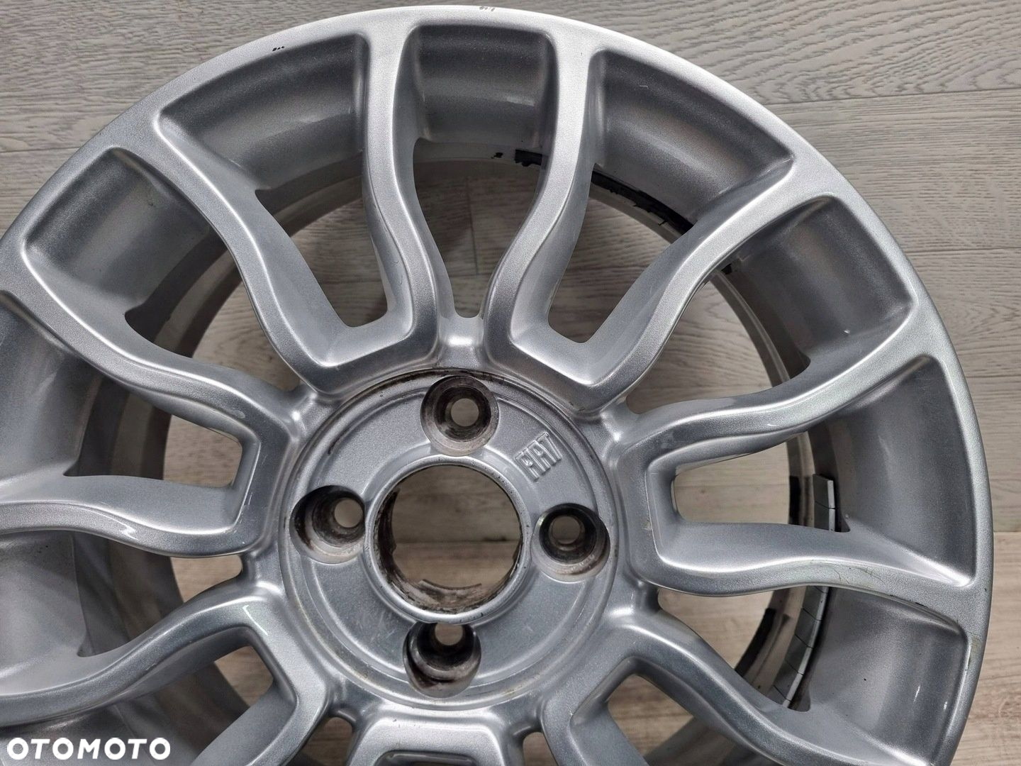 Felga Fiat 500 6Jx15H2 Et35 4x98 51906889 - 6