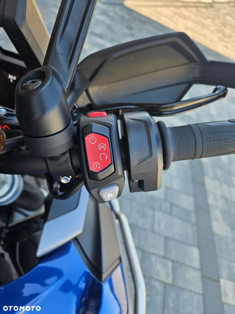 Triumph Tiger - 12