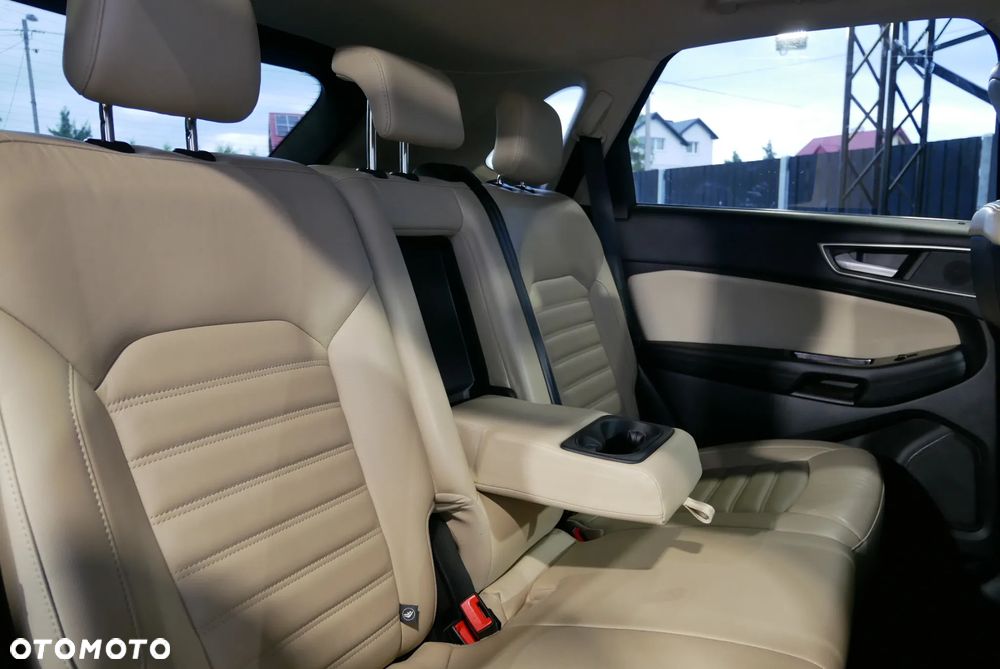 Ford Edge - 15