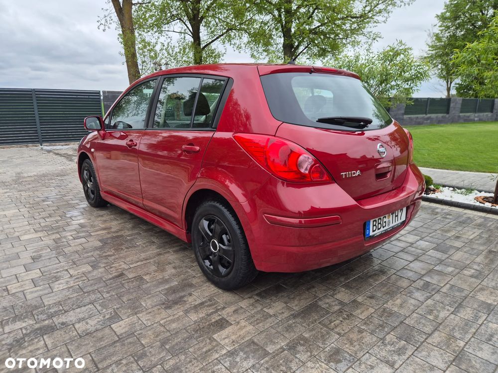 Nissan Tiida - 3