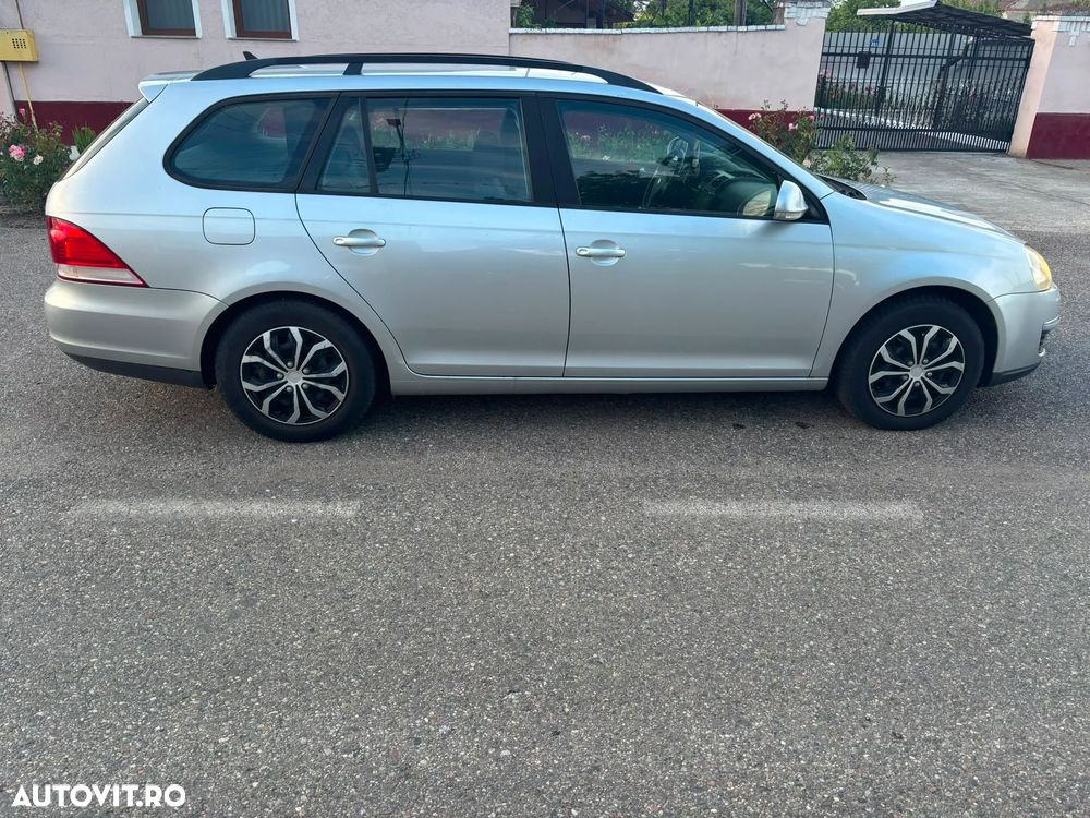 Volkswagen Golf 1.9 TDI DPF Comfortline BlueMotion - 7
