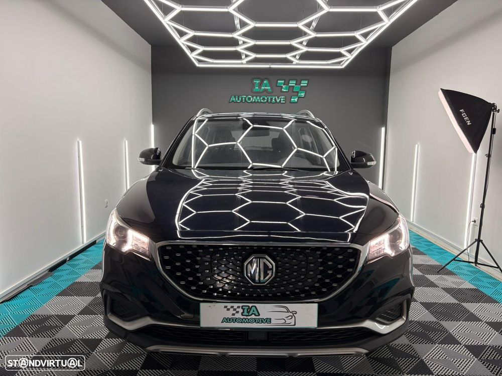 MG ZS EV 44.5 kWh Luxury - 2