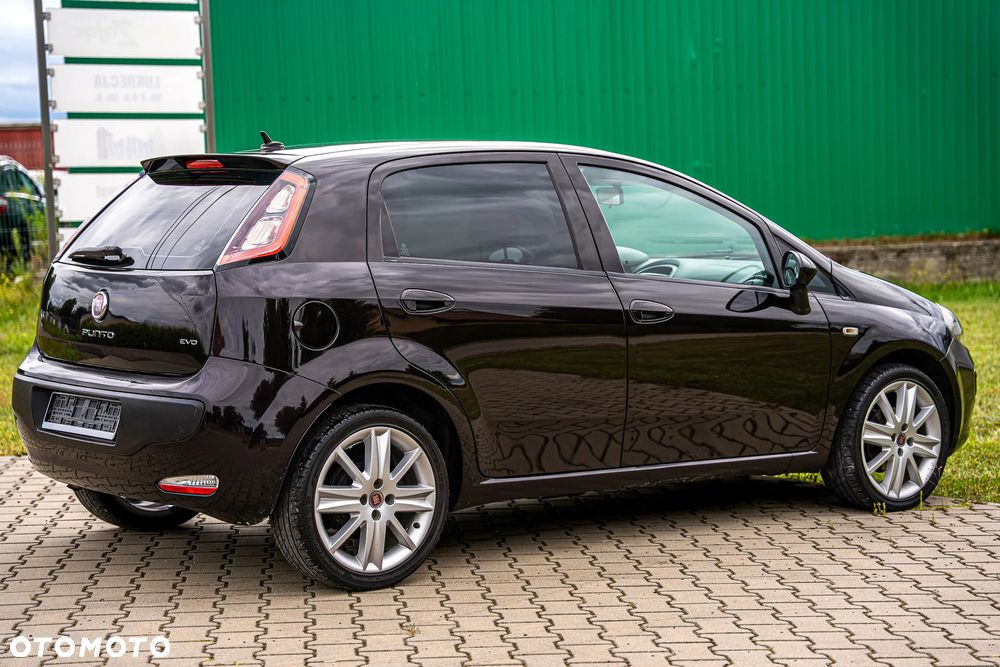 Fiat Punto Evo 1.4 8V Active - 11