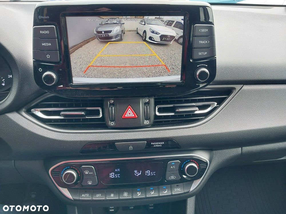 Hyundai i30 1.5 DPI Comfort - 26