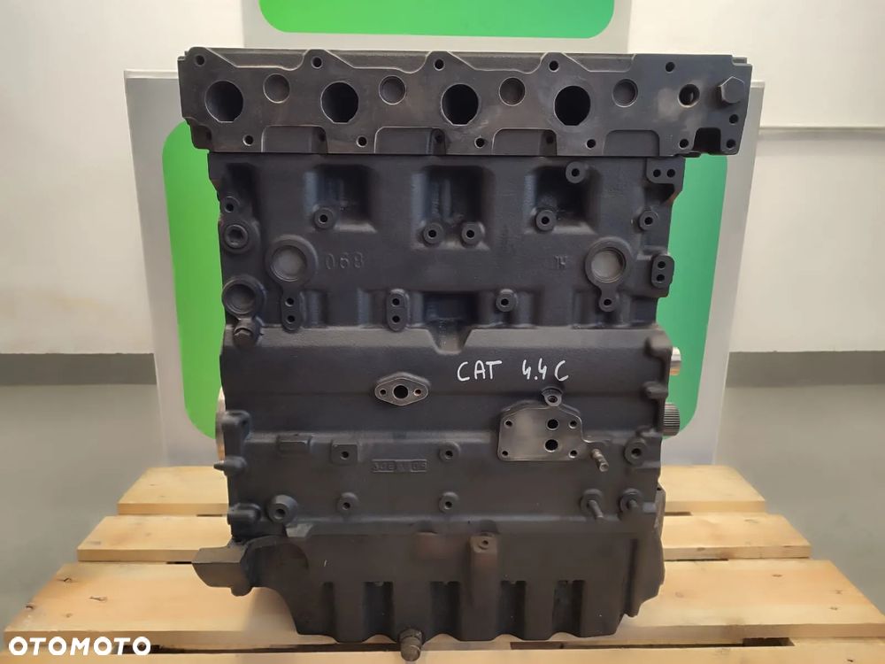 Słupek silnika  Cat 4.4C - 3