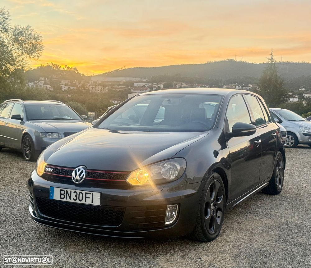 VW Golf 2.0 GTI - 13