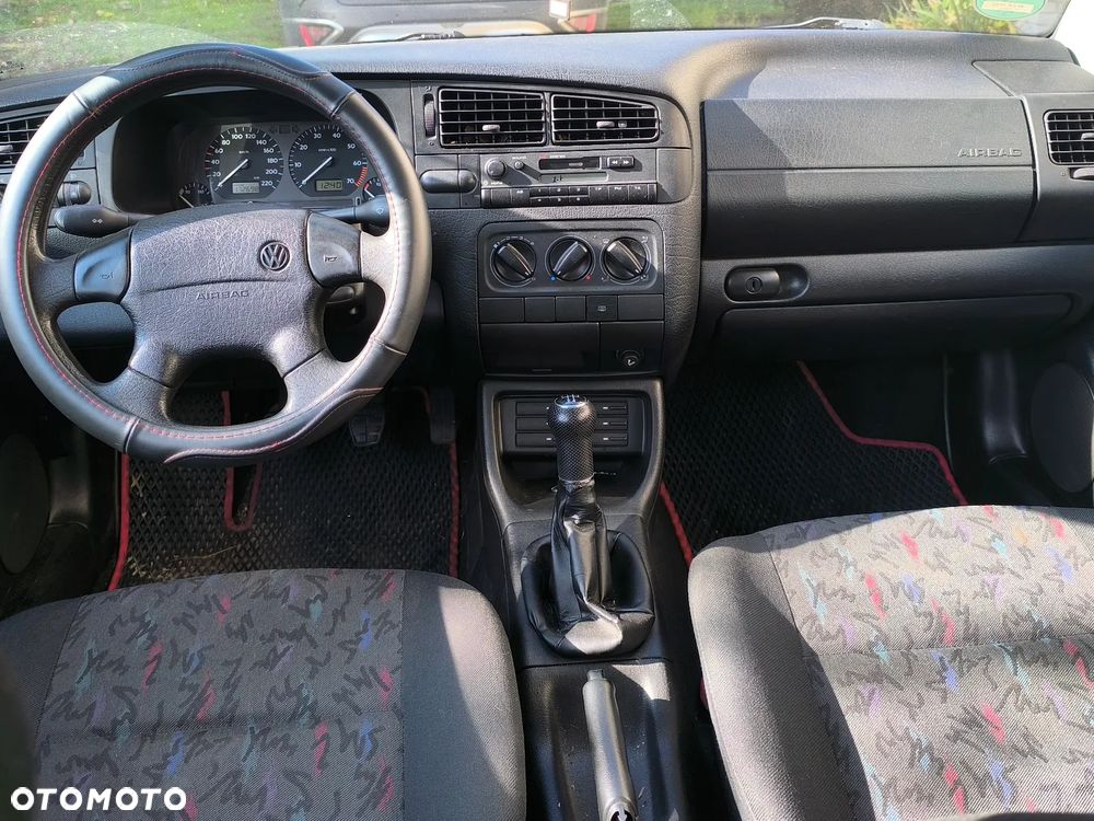 Volkswagen Golf - 7