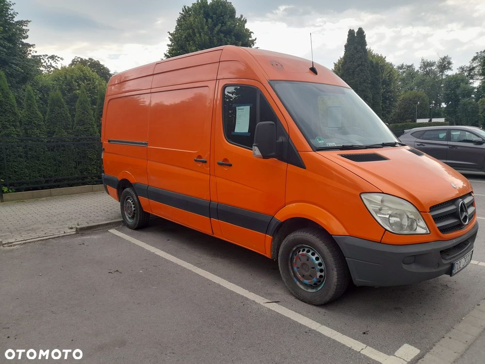 Mercedes-Benz Sprinter - 4