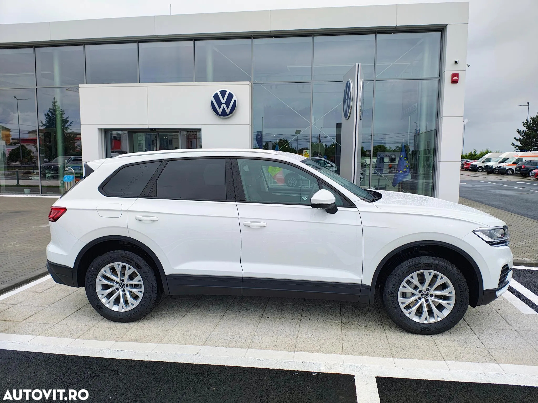 Volkswagen Touareg 3.0 V6 TDI 4Motion DPF Automatik - 4