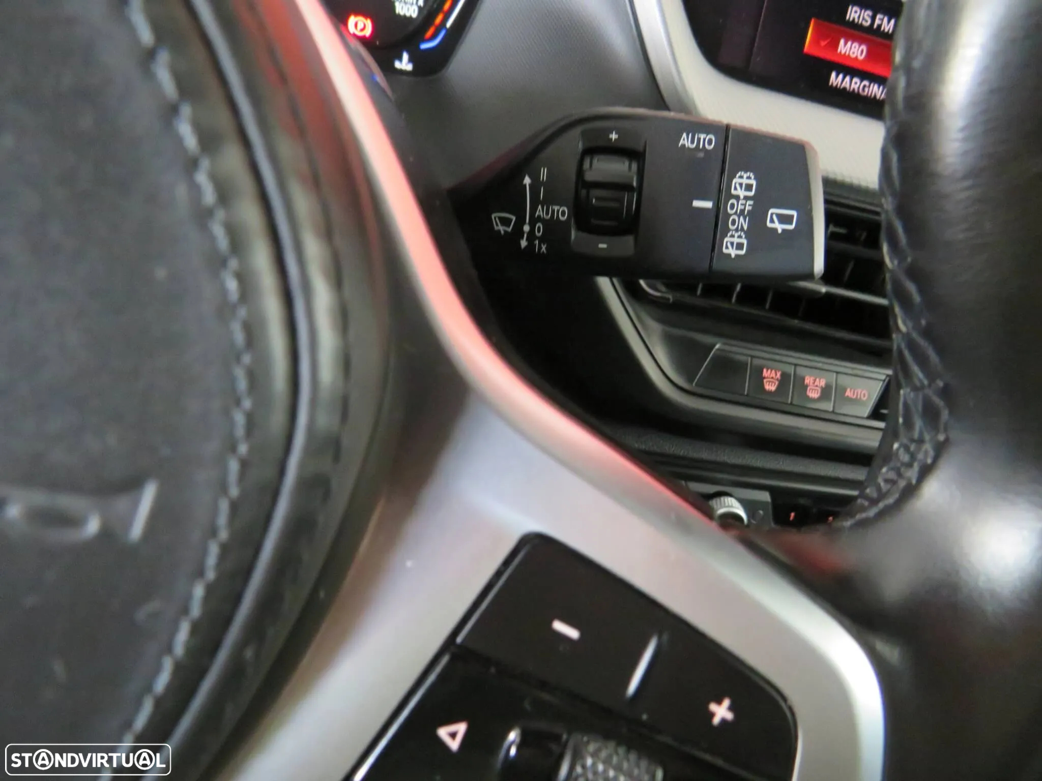 BMW 116 d Pack M Auto - 27