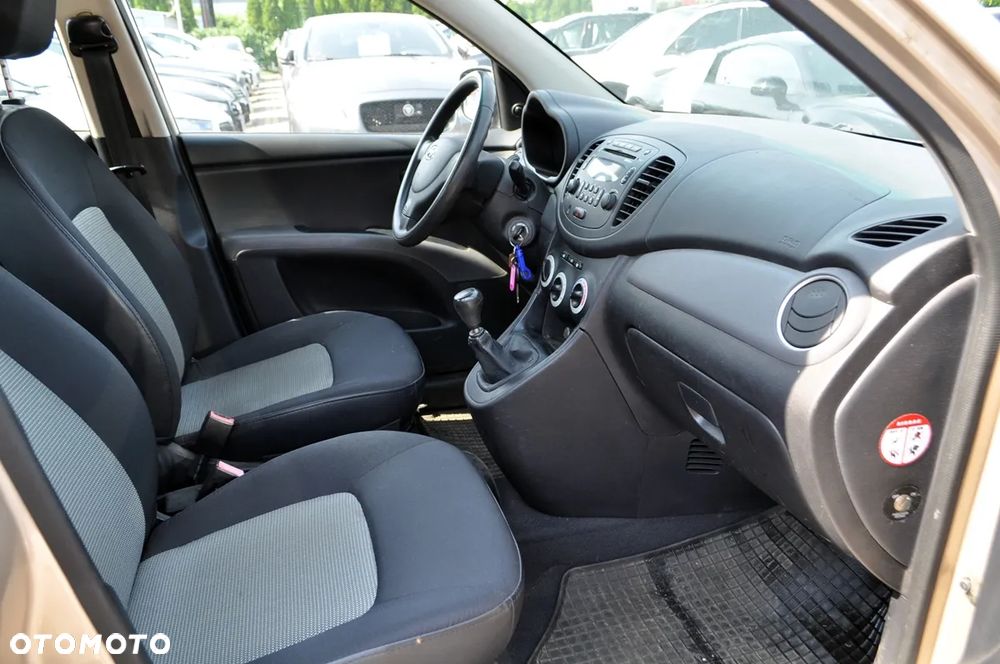 Hyundai i10 1.1 Classic + - 22